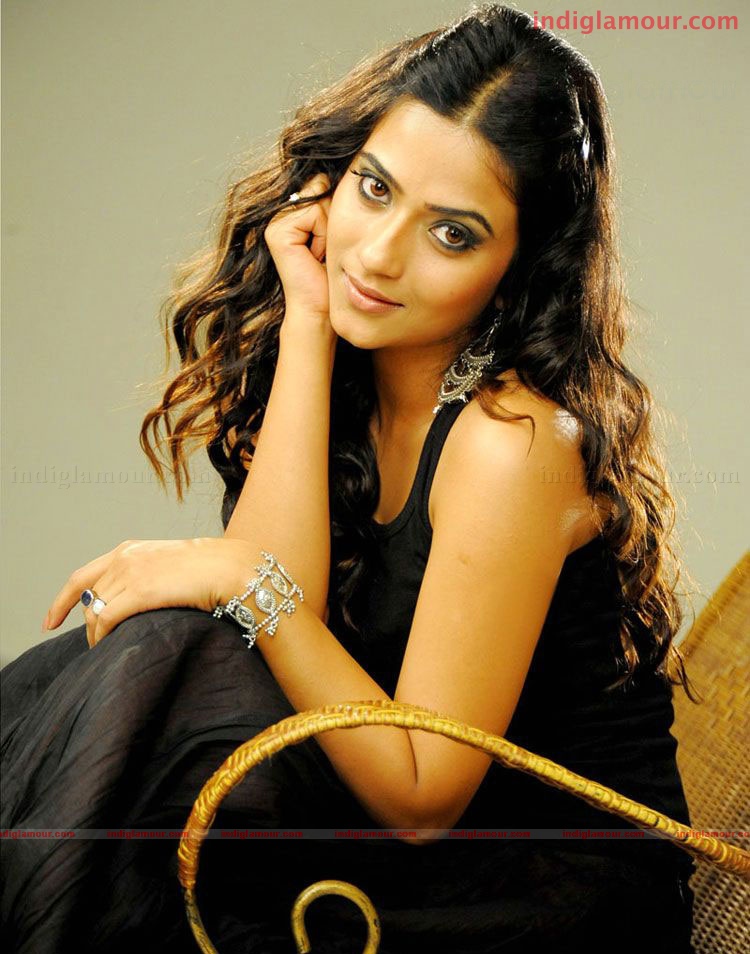 Aditi Sharma Actress hd photo