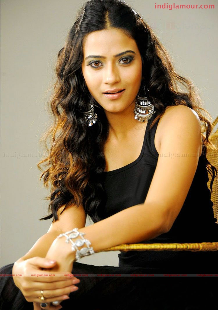 Aditi Sharma Actress hd photo