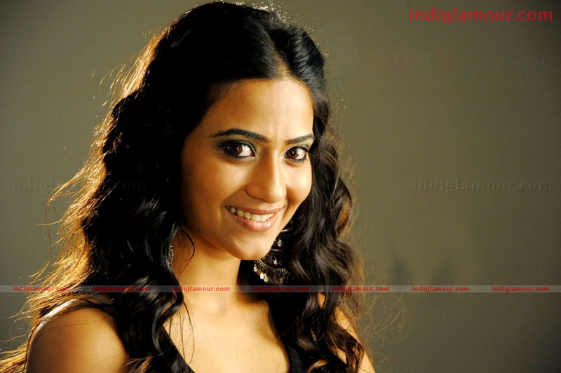 Aditi Sharma Actress hd photo