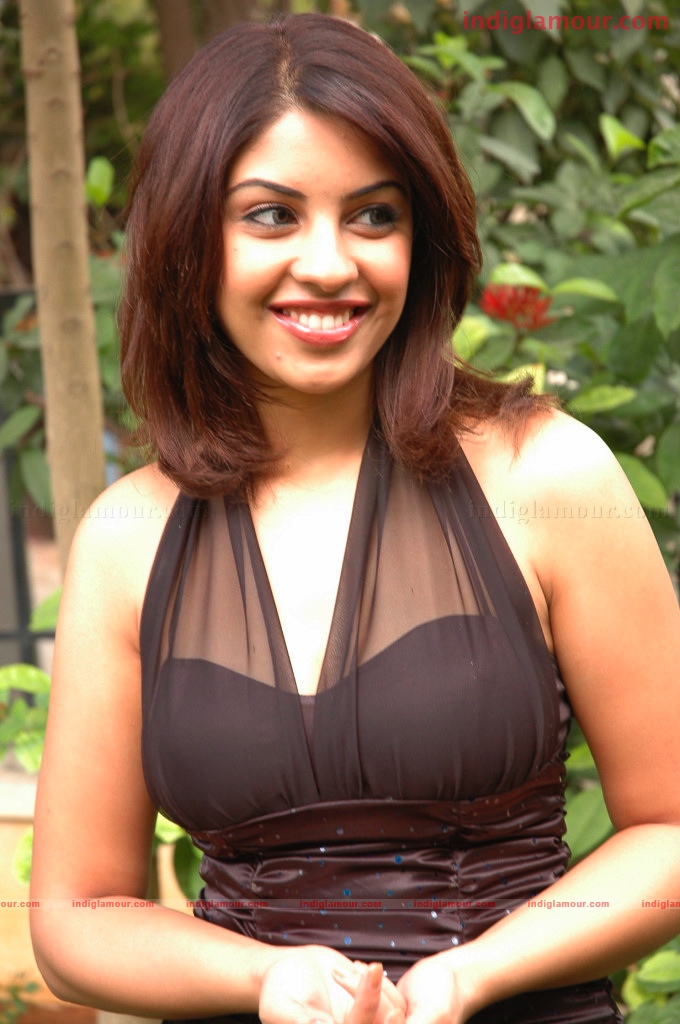 Richa Gangopadhyay Actress hd photo
