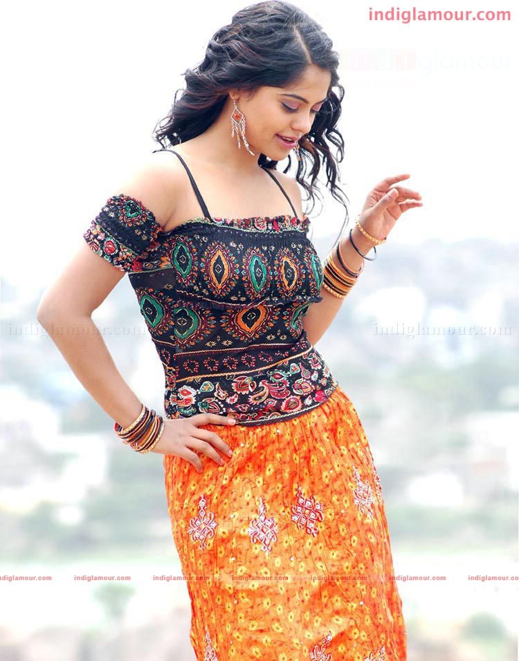 Bindhu Madhavi Actress hd photo
