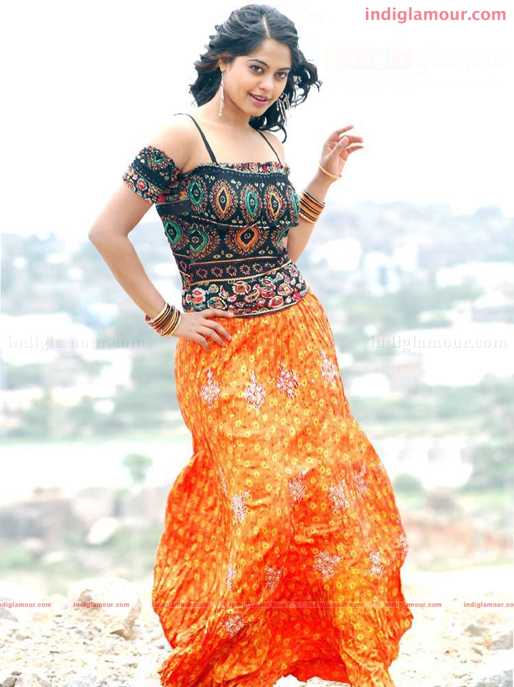 Bindhu Madhavi Actress hd photo