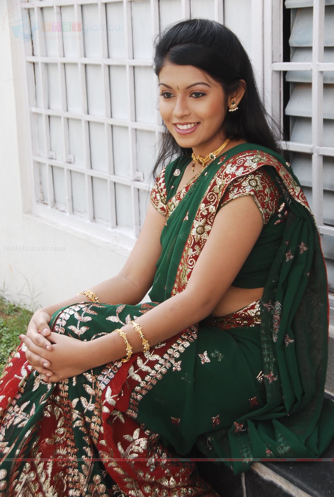 Prathista Actress hd photo