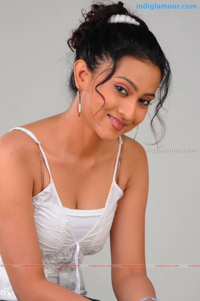 Aakarsha Actress hd photo