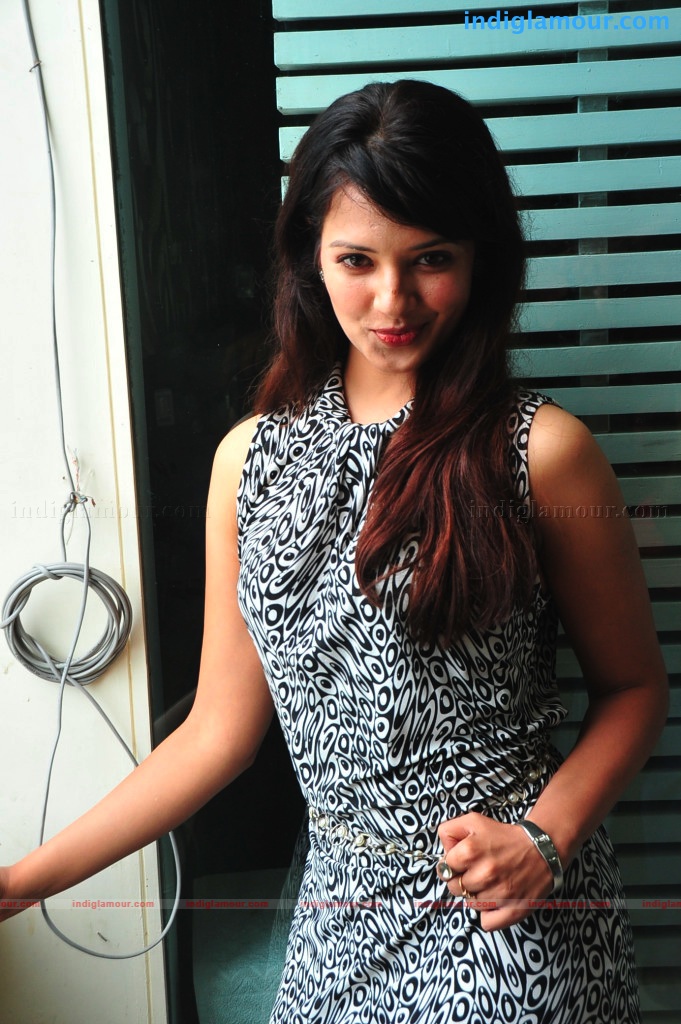 Saloni Actress hd photo
