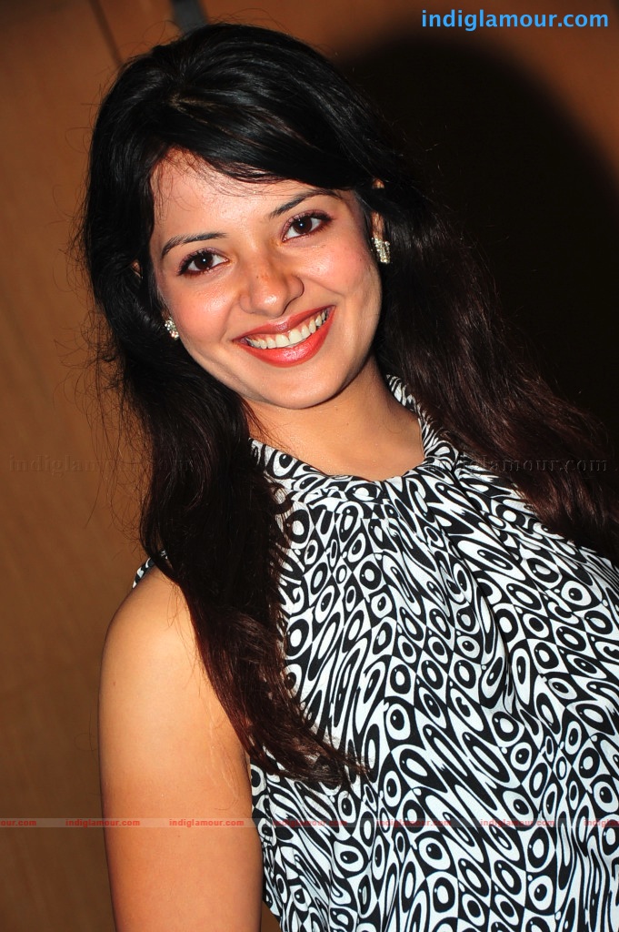 Saloni Actress hd photo
