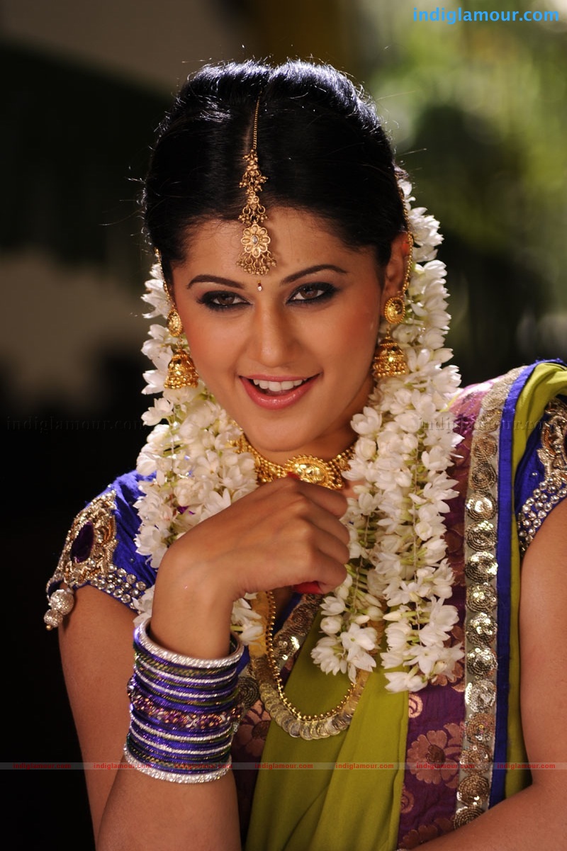 Tapsee Actress hd photo