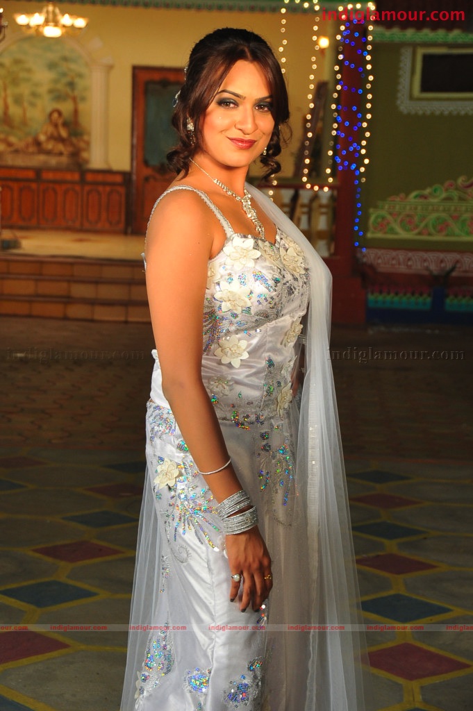 Adithi Agarwal Actress hd photo