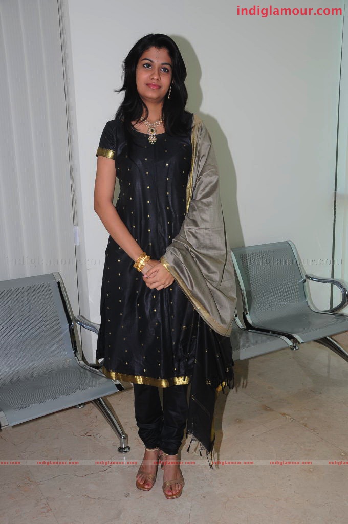 Shriya Actress hd photo