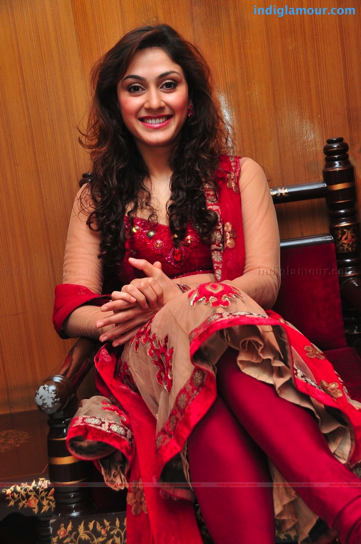 Manjari Fadnis in Red Actress hd photo