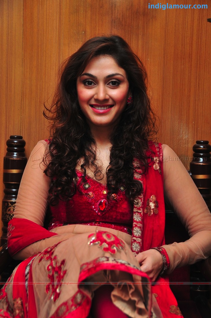 Manjari Fadnis in Red Actress hd photo