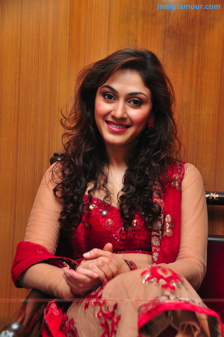 Manjari Fadnis in Red Actress hd photo