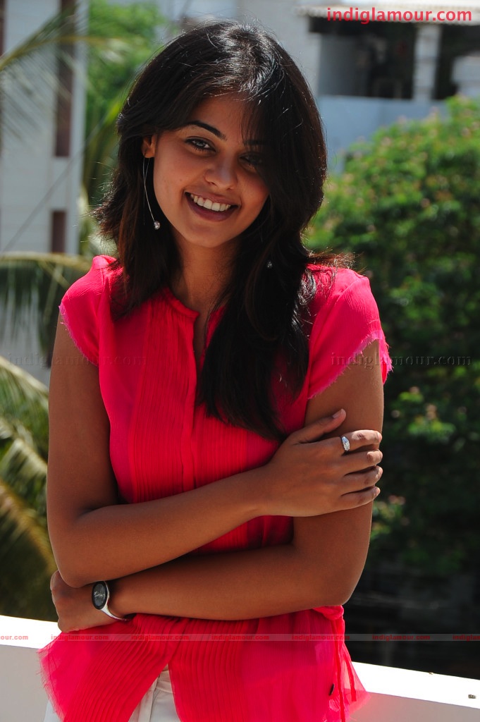 Bindhu Madhavi Actress hd photo