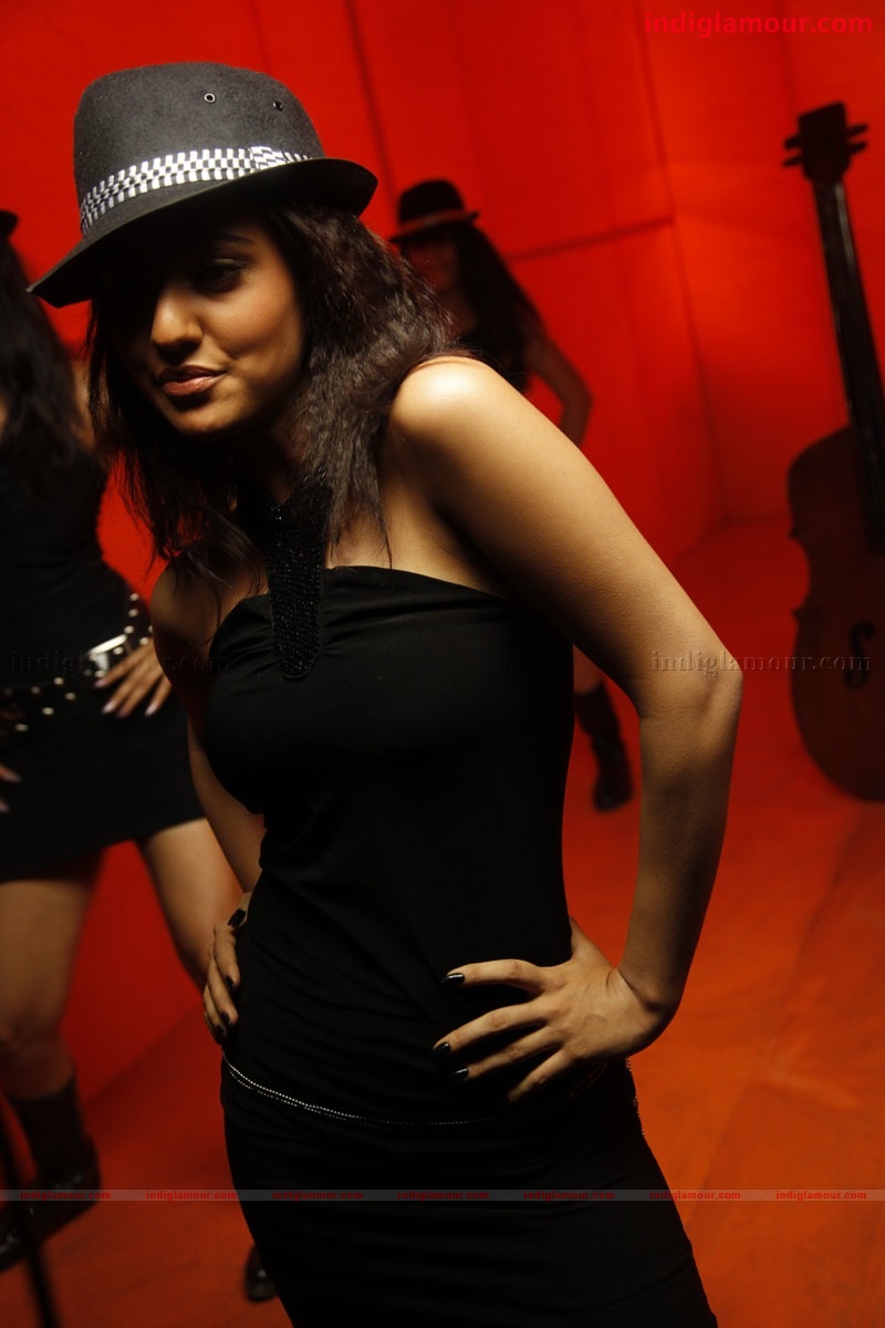 Neha Sharma Actress hd photo