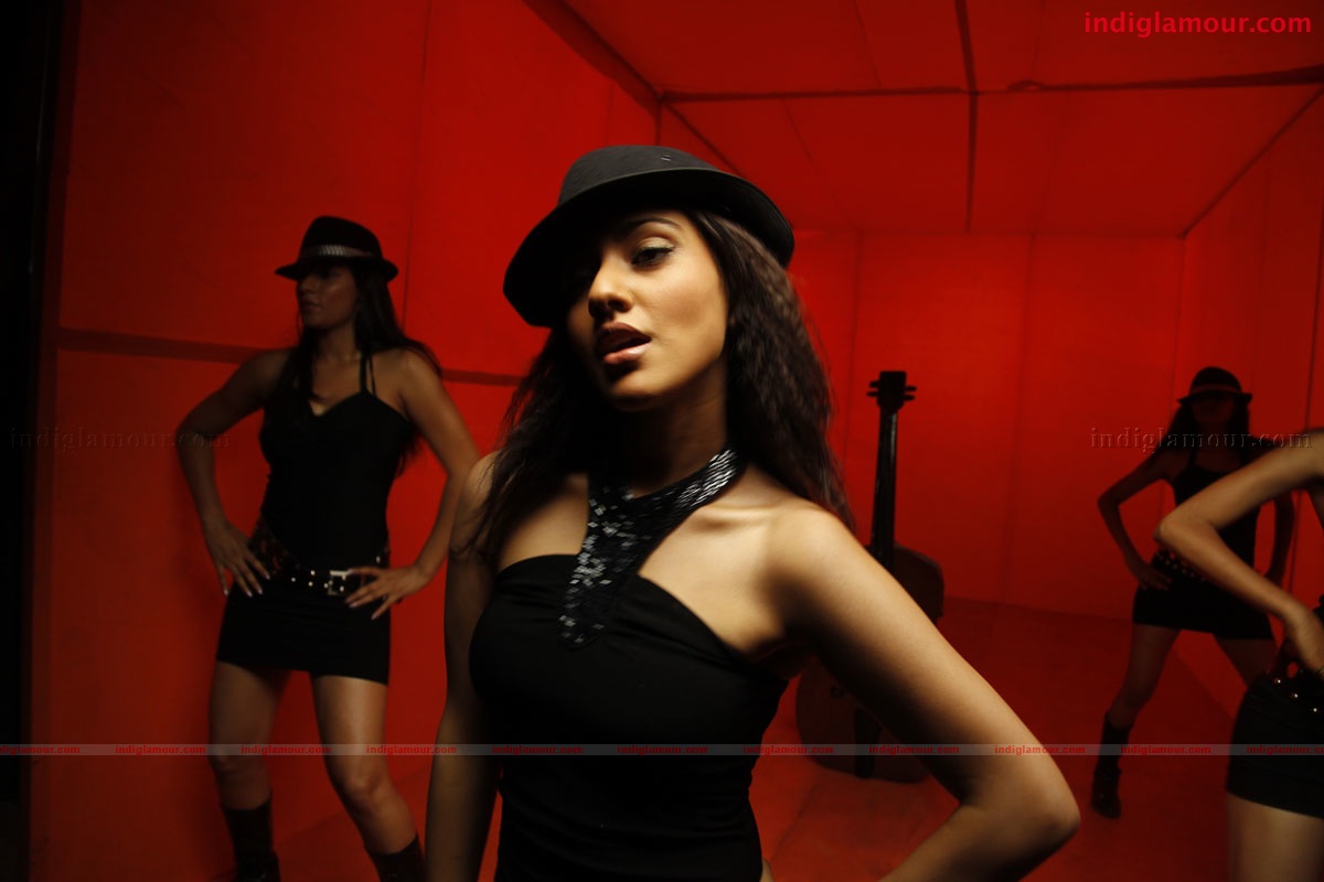 Neha Sharma Actress hd photo