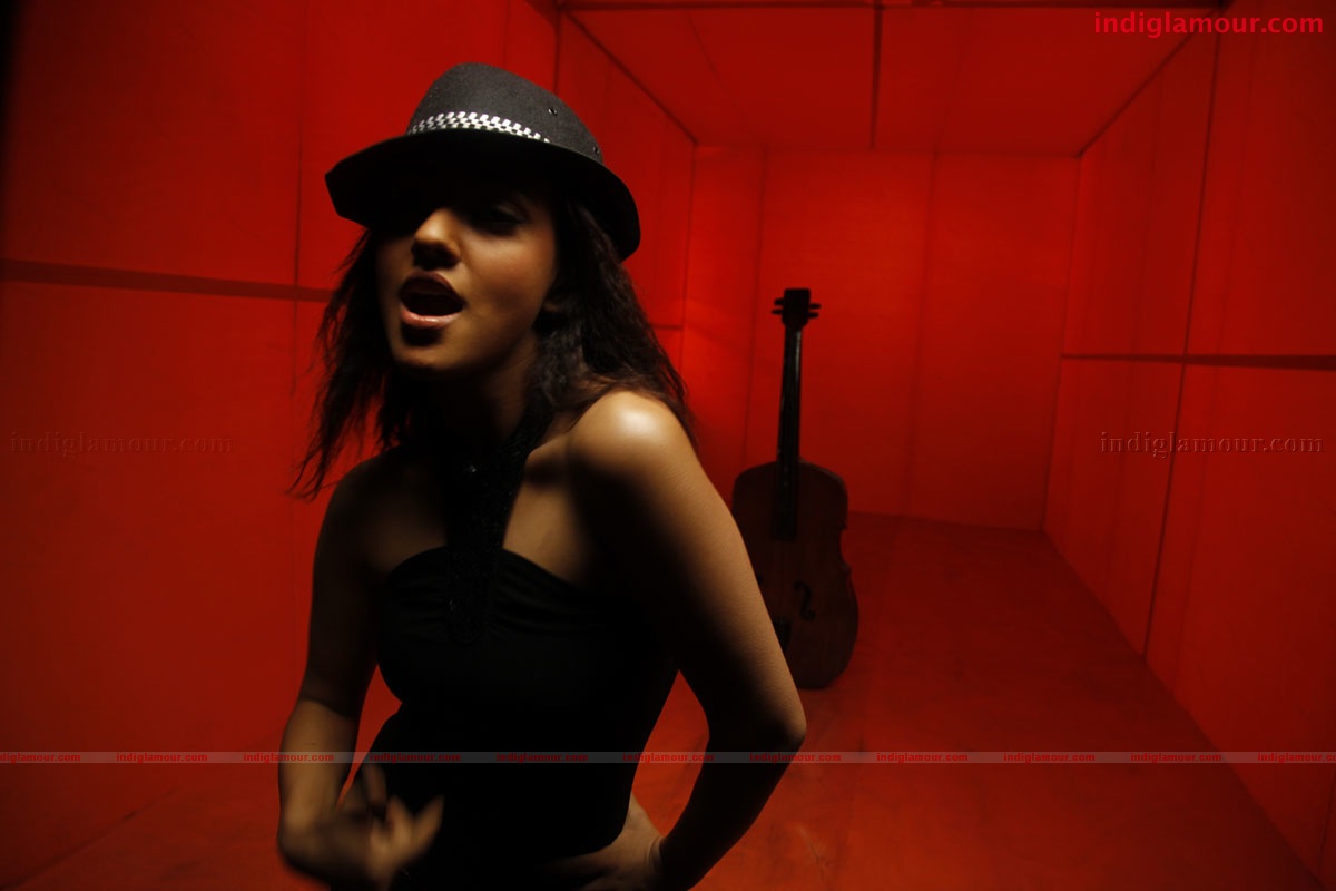 Neha Sharma Actress hd photo