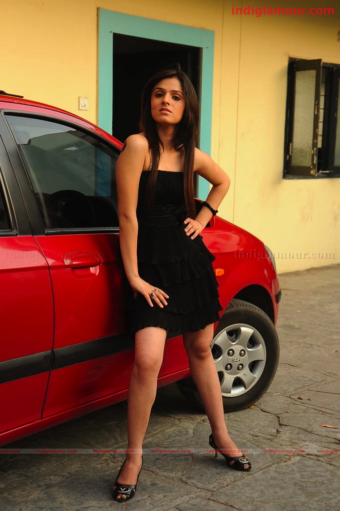Shefali Sharma Actress hd photo