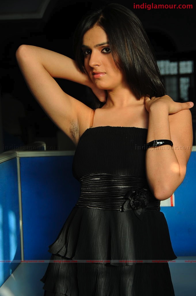 Shefali Sharma Actress hd photo