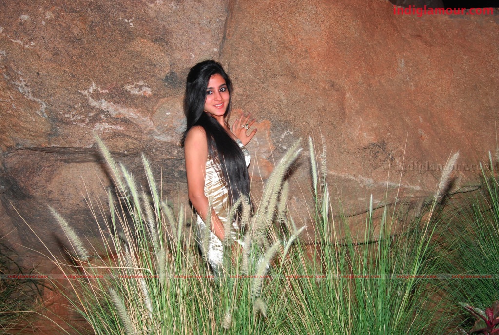 Soudamini Actress hd photo