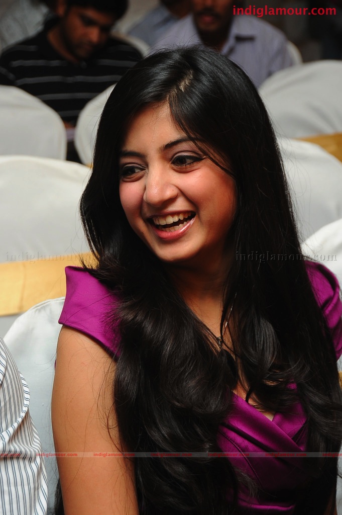 Poonam Kaur Actress hd photo