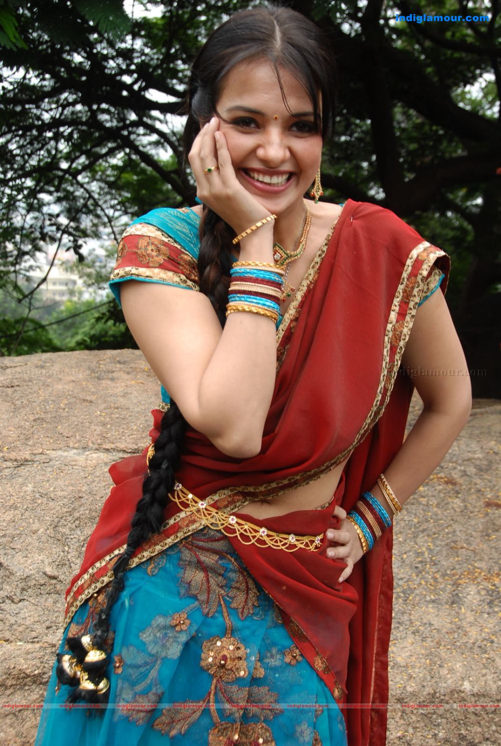 Saloni Actress hd photo