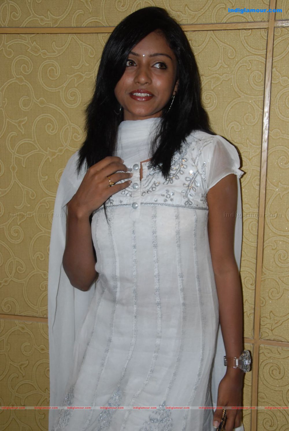 Keerthi Actress hd photo