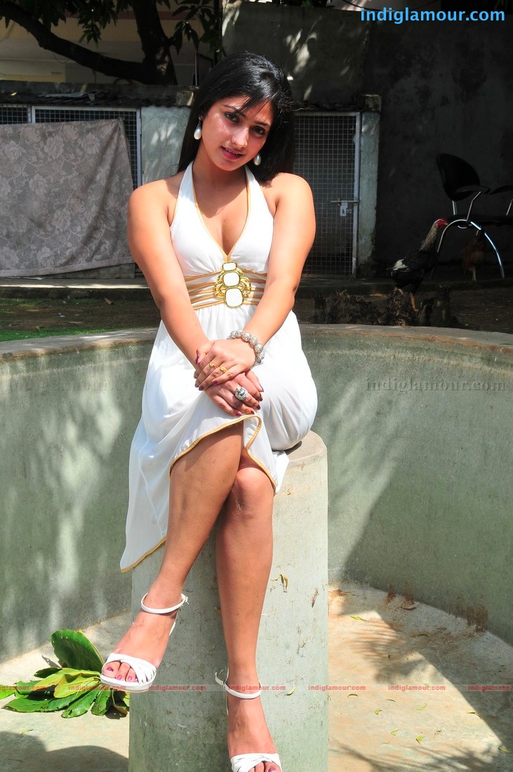 Haripriya Actress hd photo