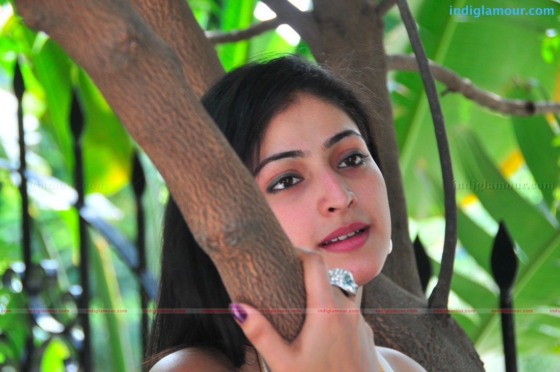Haripriya Actress hd photo