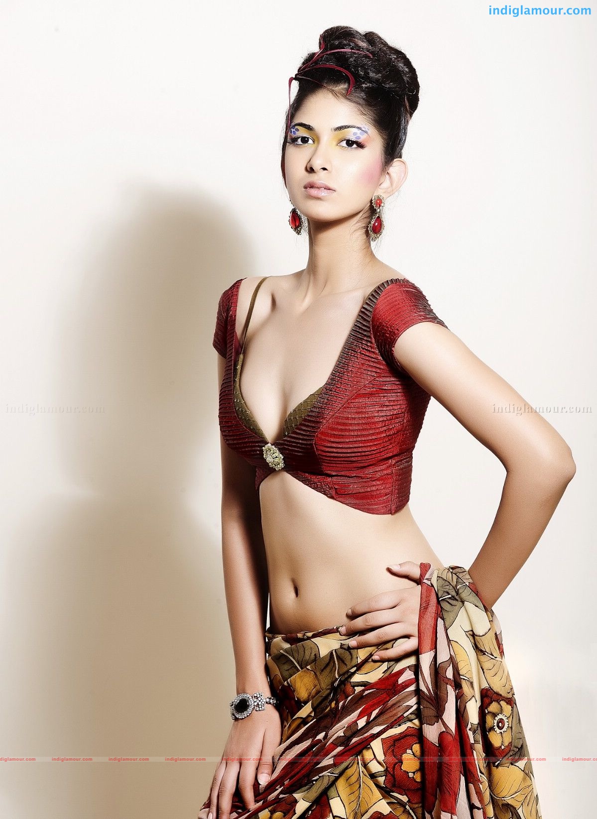 Reha Actress hd photo