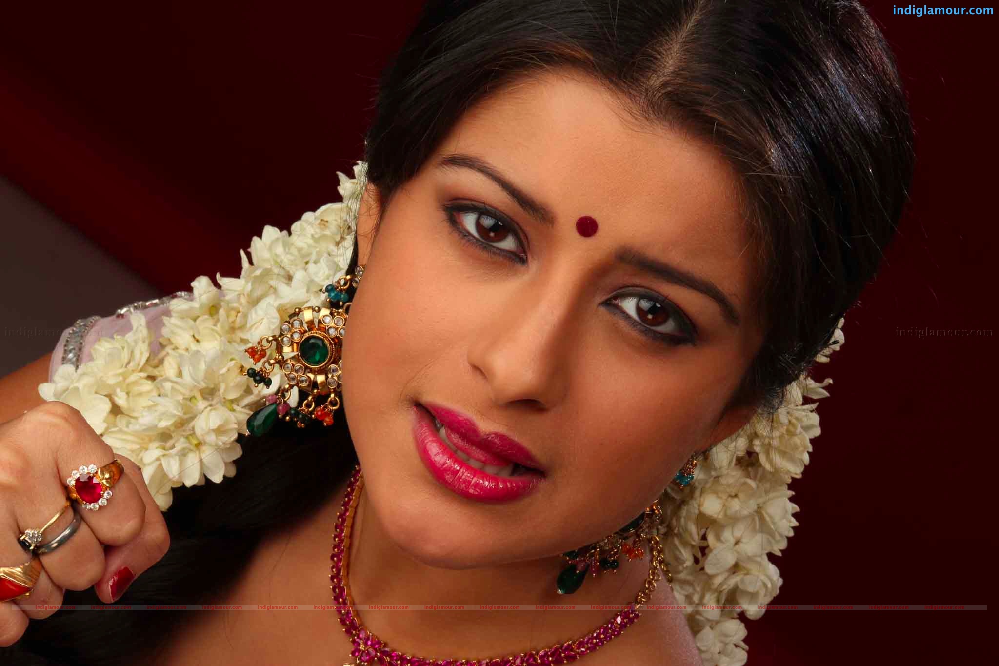 Madhurima Actress hd photo