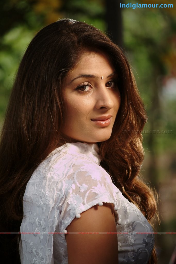 Gowri Munjal Actress hd photo