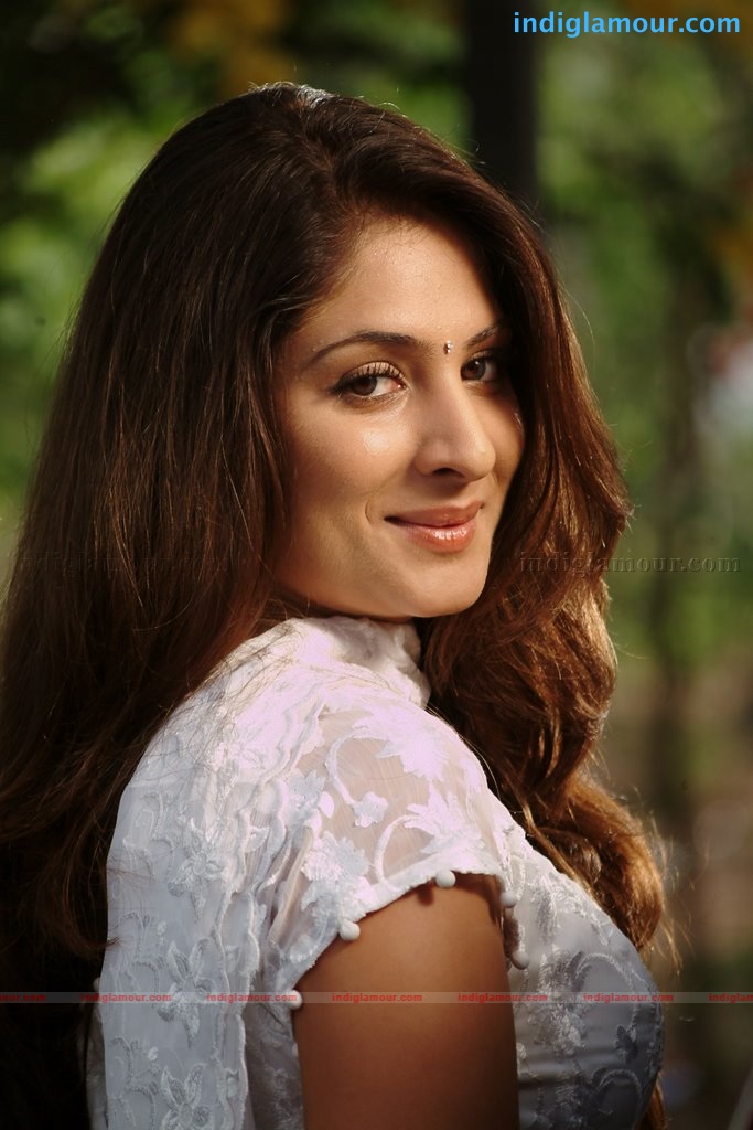 Gowri Munjal Actress hd photo