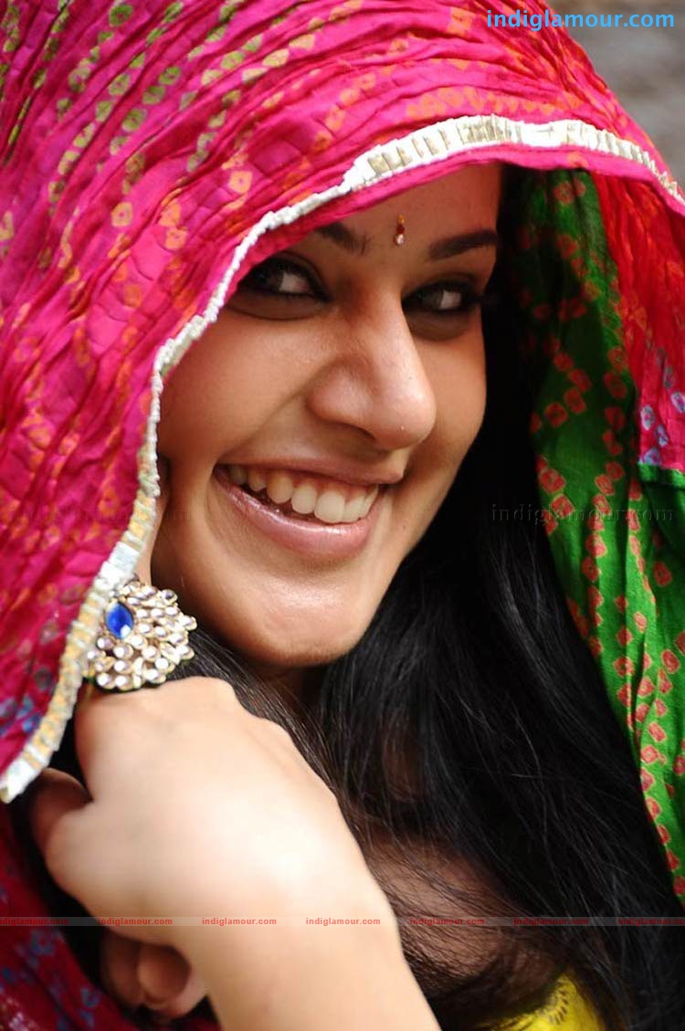 Tapsee Actress hd photo
