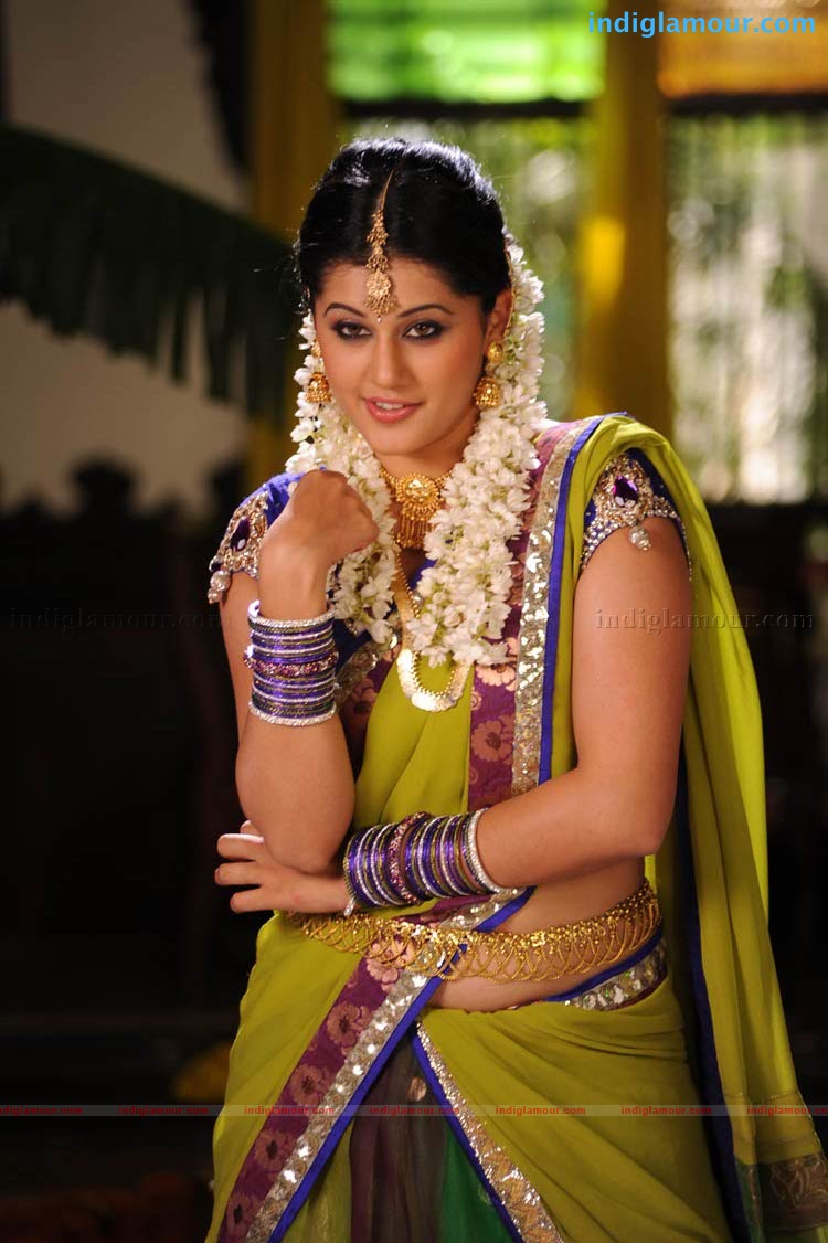 Tapsee Actress hd photo