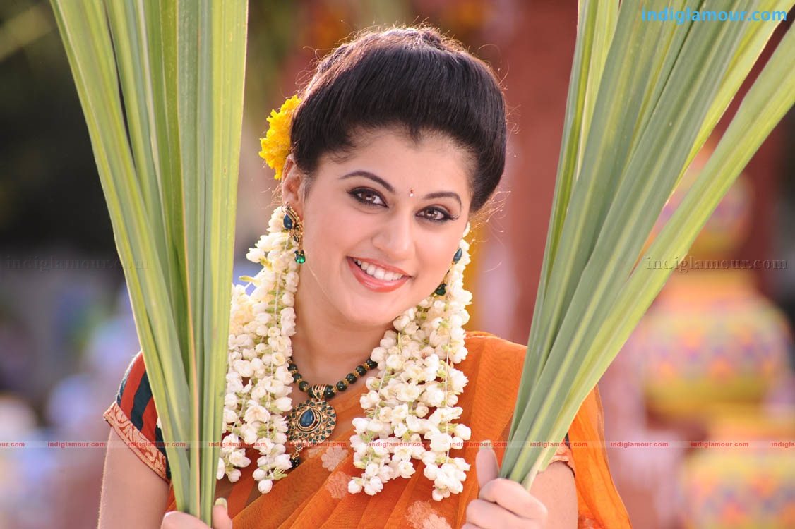 Tapsee Actress hd photo