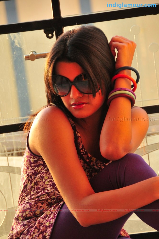 Tashu Kaushik Actress hd photo