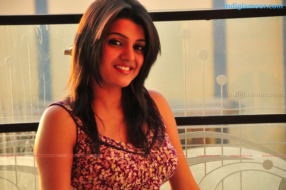 Tashu Kaushik Actress hd photo