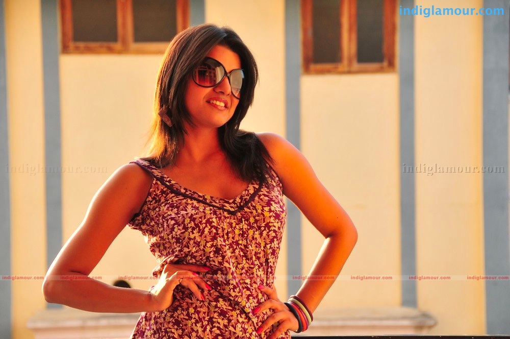 Tashu Kaushik Actress hd photo