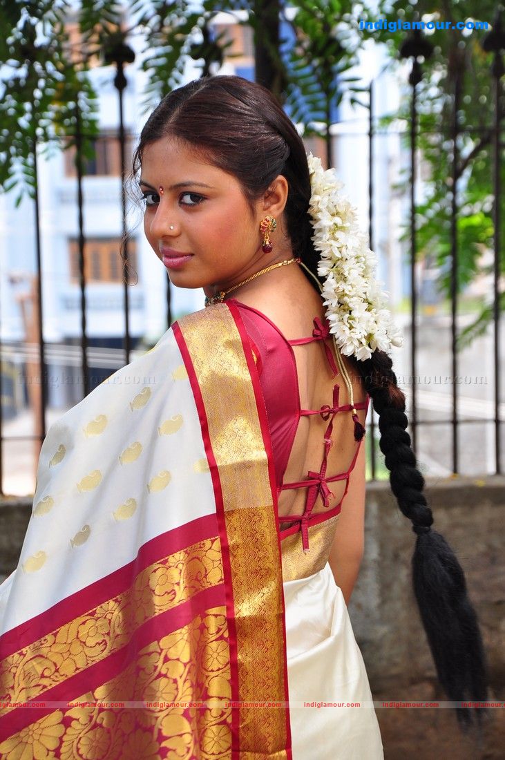 Sunakshi Actress hd photo