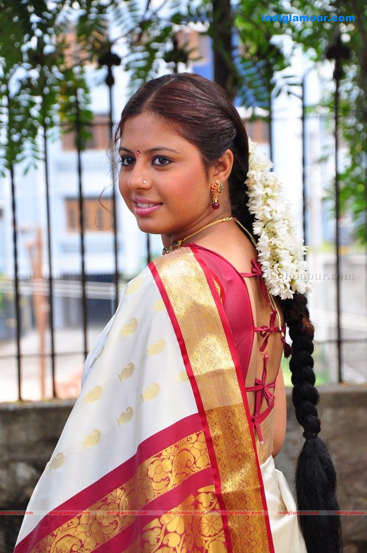 Sunakshi Actress hd photo