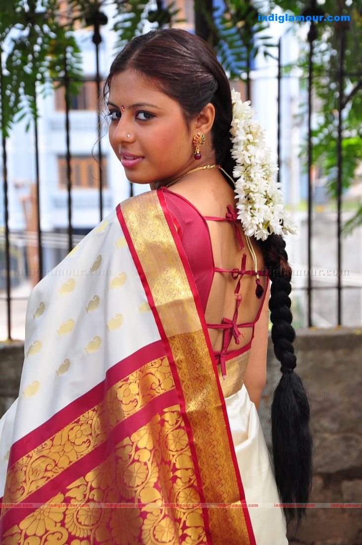 Sunakshi Actress hd photo