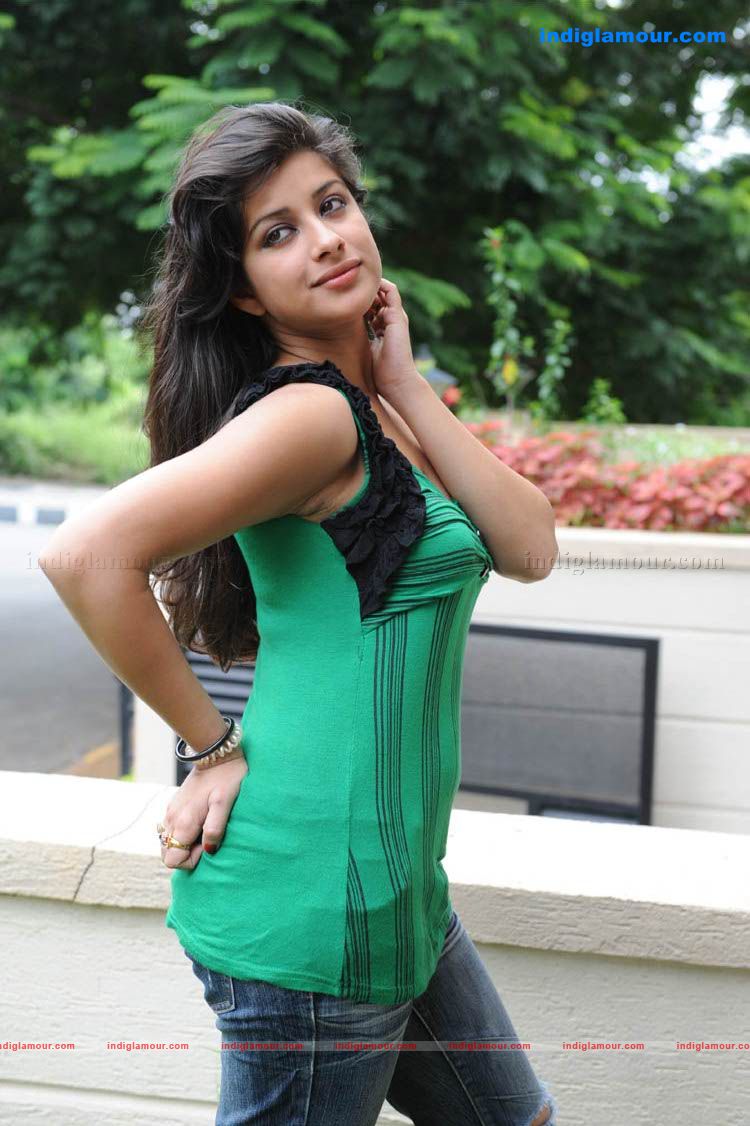 Madhurima Actress hd photo