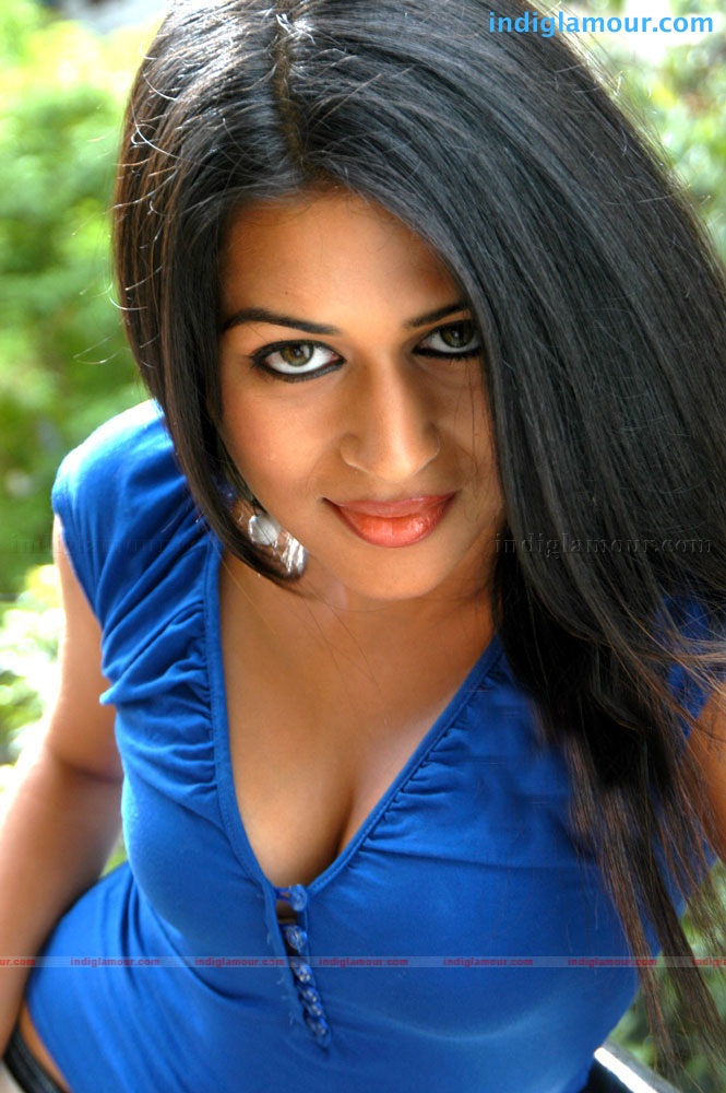 Shraddha Das Actress hd photo