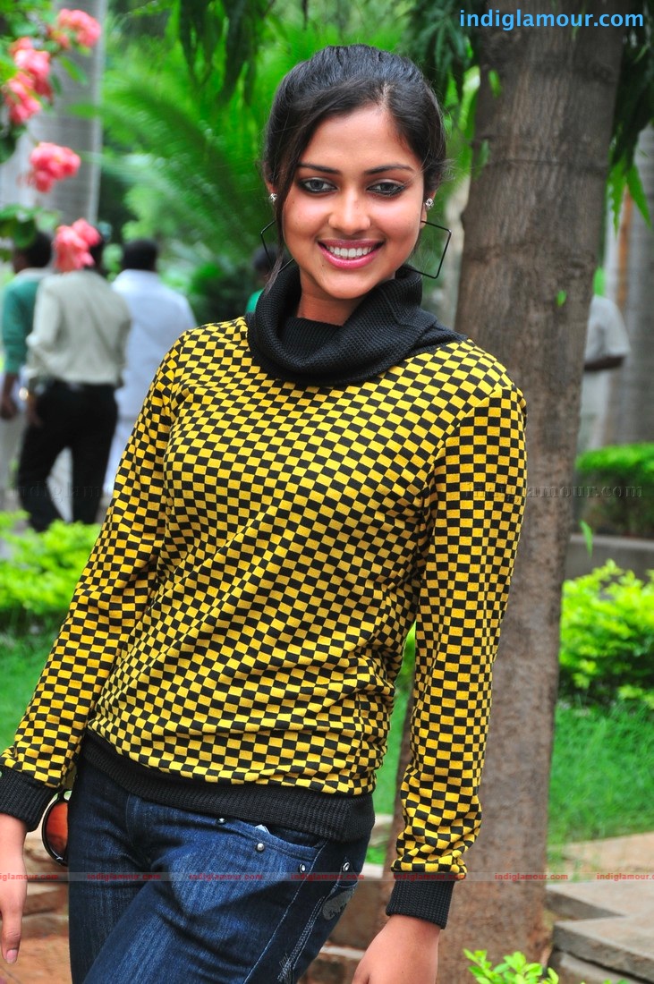Amala Paul Actress hd photo