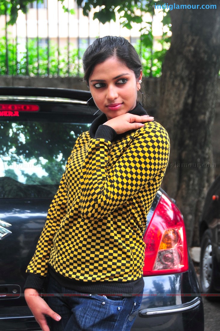 Amala Paul Actress hd photo