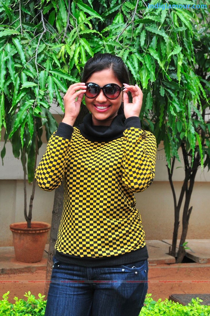 Amala Paul Actress hd photo