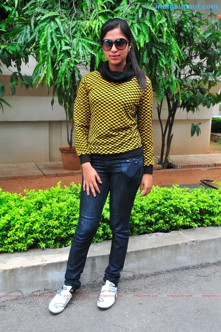 Amala Paul Actress hd photo