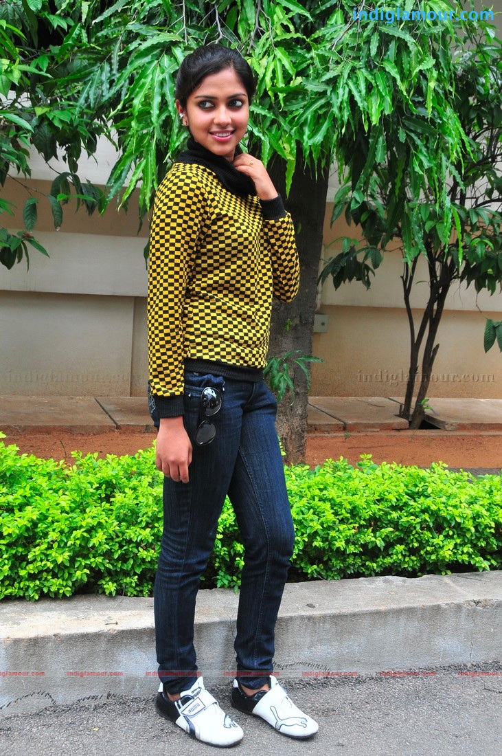 Amala Paul Actress hd photo