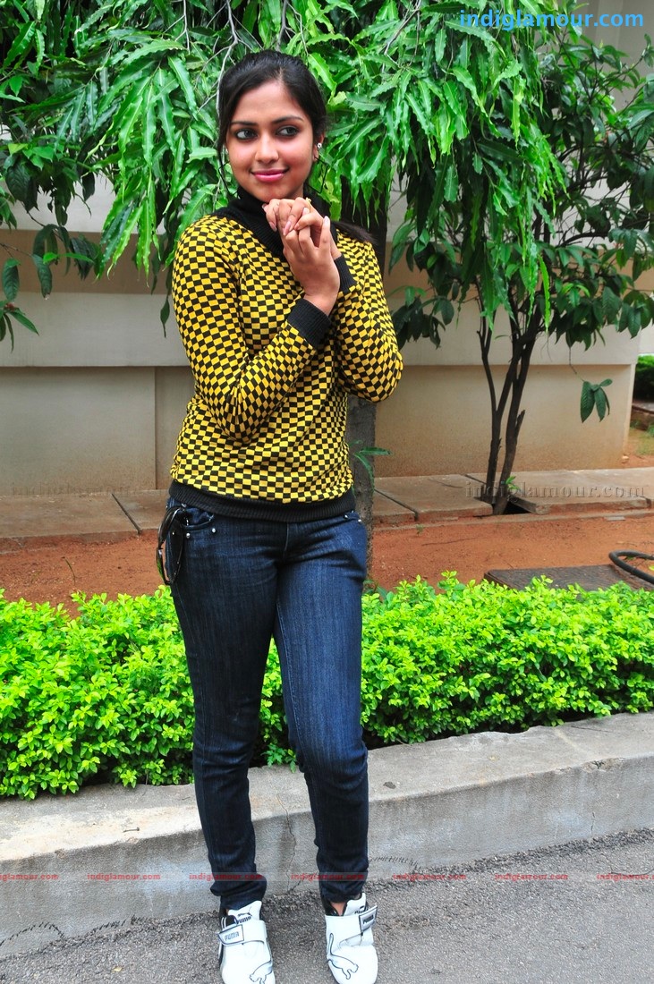 Amala Paul Actress hd photo