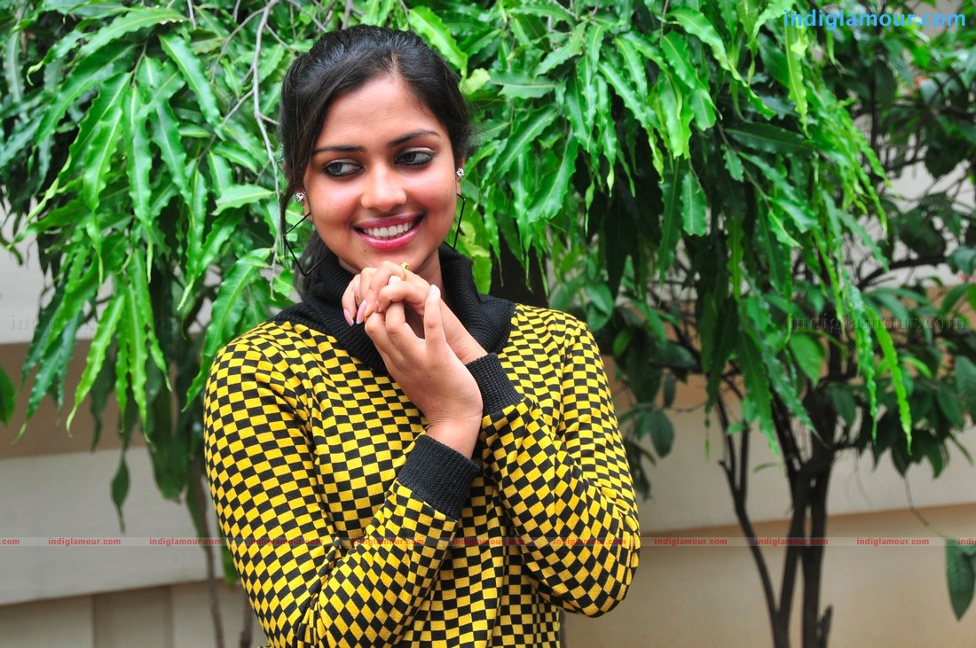 Amala Paul Actress hd photo